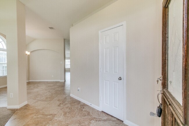 Building Photo - 18622 Bristol Point Ln