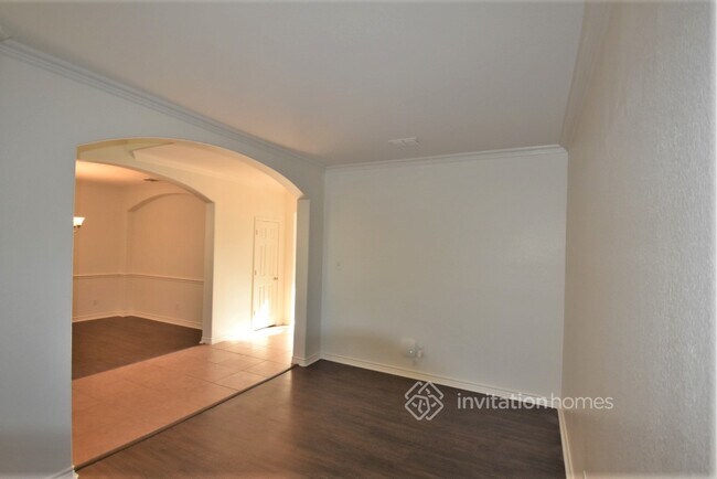 Foto del edificio - 15676 Sweetpine Ln