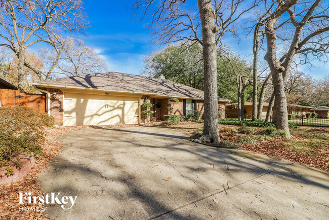 Building Photo - 1311 Bluebonnet Trail