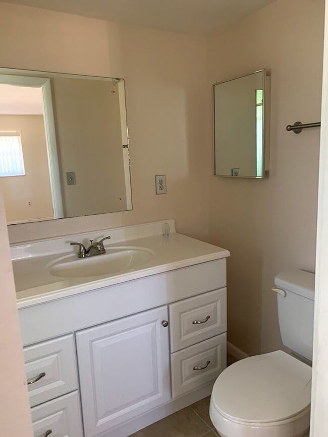 Building Photo - Huge two bedroom two bath condominium 55+