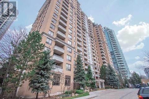 Building Photo - 18-1118 Sommerset Way