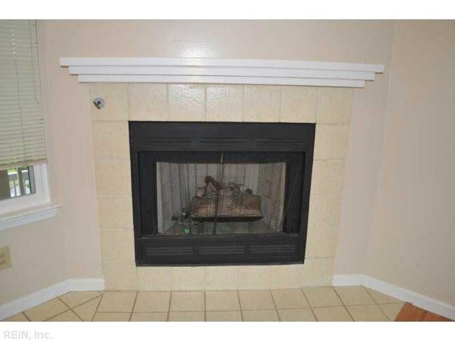 Foto del edificio - 4221 Laurel Green Circle