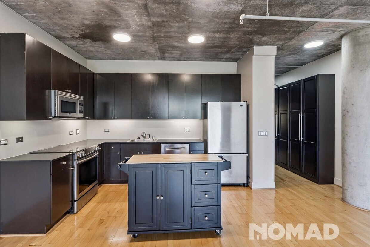 Foto principal - Large 1 Bedroom in Jack London Oakland w/ ...