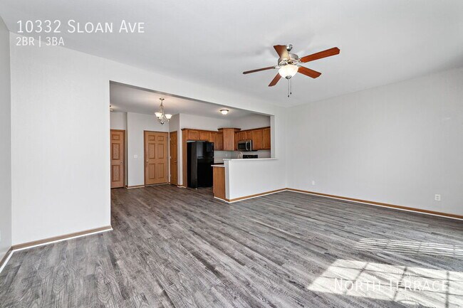 Building Photo - 10332 Sloan Ave