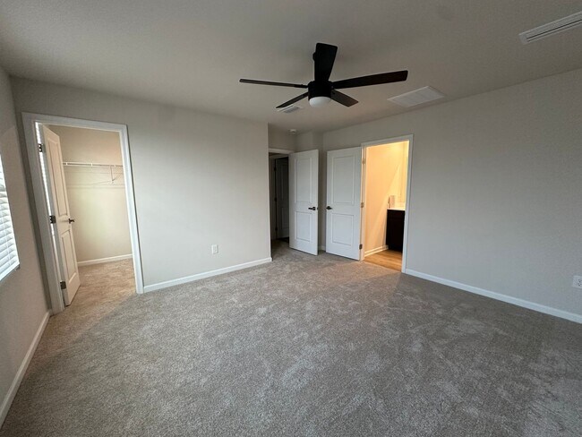 Building Photo - Welcome Home - Modern Updates, Spacious Living & Lasting Charm