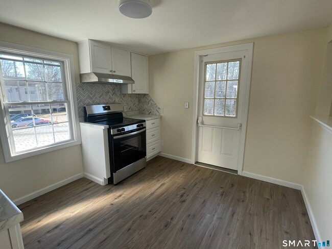 Foto del edificio - 266 Hebron Ave