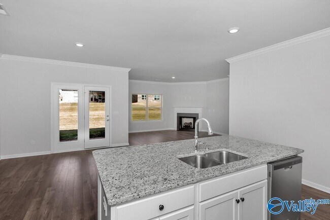 Foto del edificio - 22067 Chancery Ln
