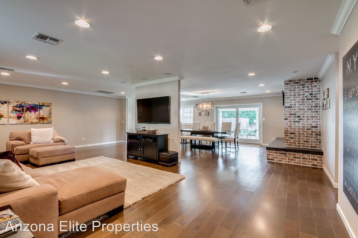 Foto principal - 5209 N Woodmere Fairway