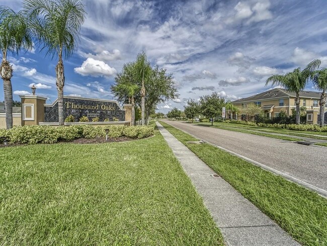 Building Photo - 9485 Trumpet Vine Loop