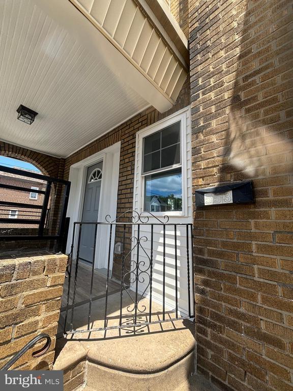 Foto principal - 553 Rosalie St