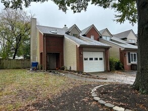 Building Photo - 1275 Hillock Crossing Building Photo - 1275 Hillock Crossing