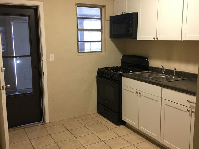 Foto del edificio - 4406 36th St