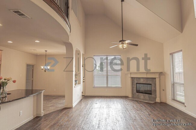 Building Photo - 13977 Valley Mills Dr