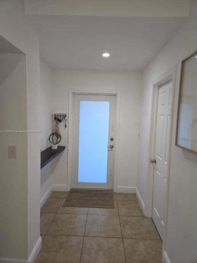 Foto del edificio - 18816 NW 52nd Ct