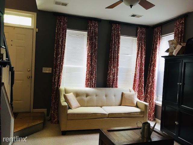 Building Photo - 3 br, 2.5 bath Townhome - 5858 Summers Gro...