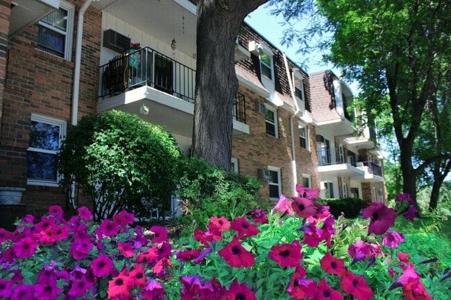 Foto del edificio - Chateau Apartments