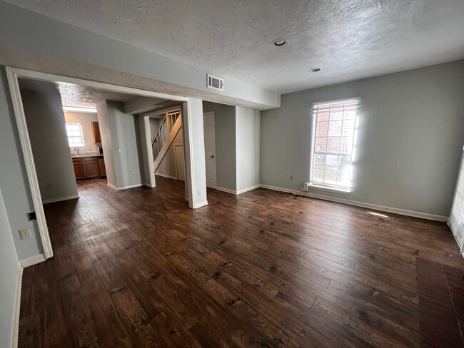 Building Photo - 6259 Woodrun Pl