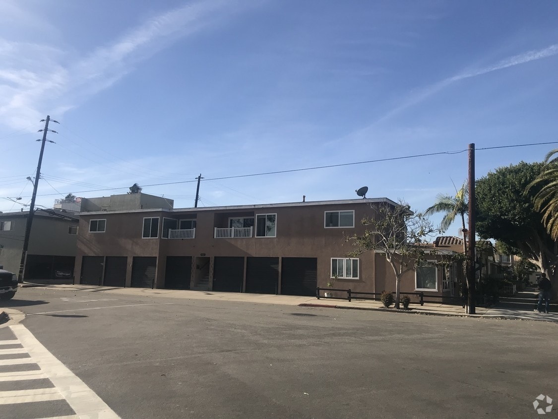 1632 Ocean Ave, Seal Beach, CA 90740 Apartments in Seal Beach, CA