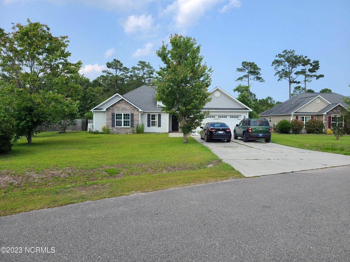 212 Marsh Haven Dr, Sneads Ferry, NC 28460 House Rental in Sneads