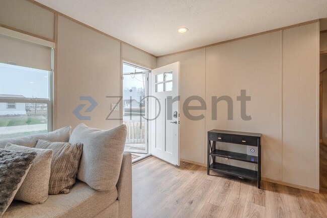 Building Photo - 1202 Longleaf Pne St