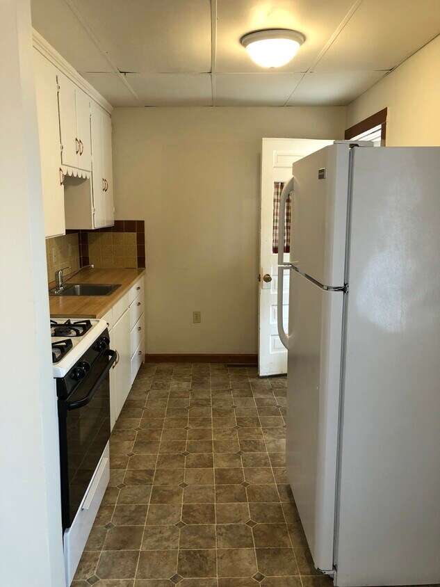 416 South Third Street, KS 67401 House for Rent in