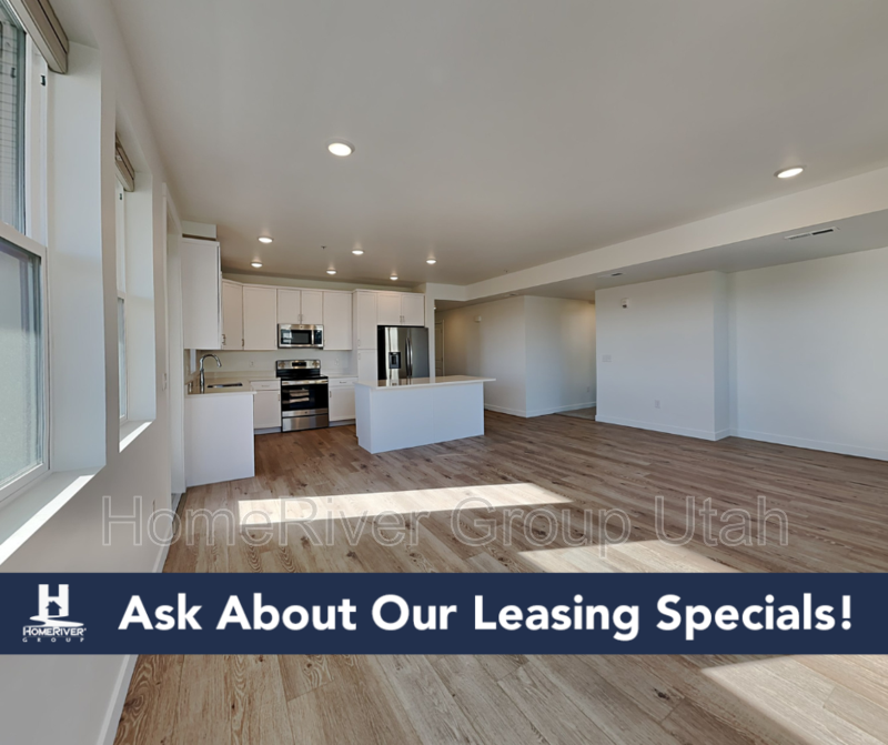 Foto principal - 8392 Sky Mirror Ln