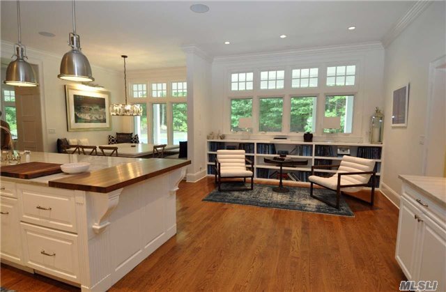 Foto del edificio - 8 West Hills Ct