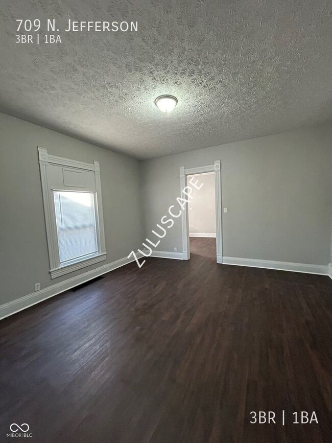 Building Photo - 709 N. Jefferson-