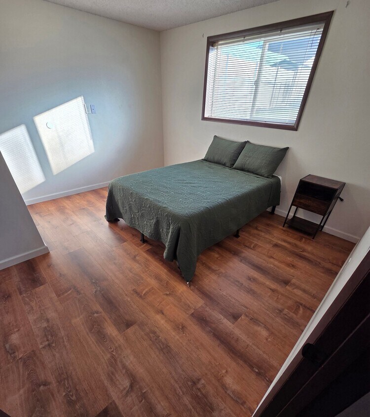 Foto del edificio - 412 Linden Ave
