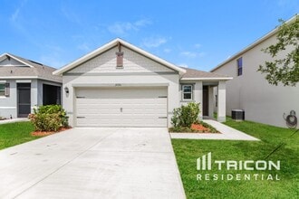 3086 Timber Hawk Cir