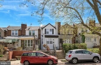 Building Photo - 318 Berkley St