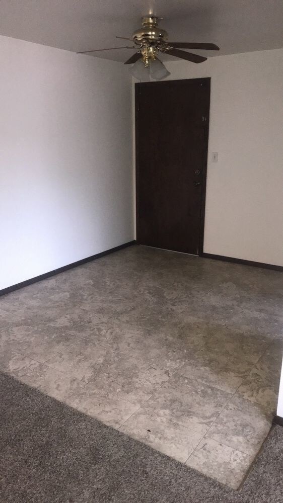 Building Photo - 2036 Preble Avenue 6