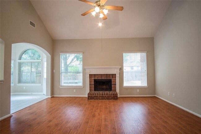 Foto del edificio - 3710 Heritage Colony Dr