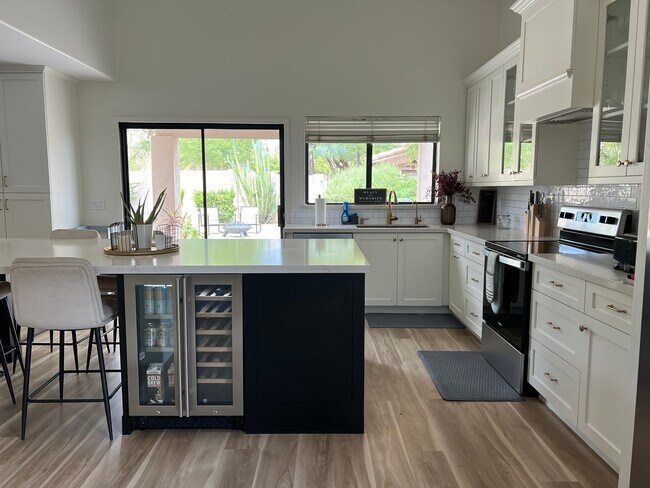 Foto del edificio - 15227 N 104th Pl