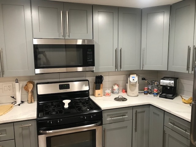 Building Photo - 2342 N Geneva Terrace