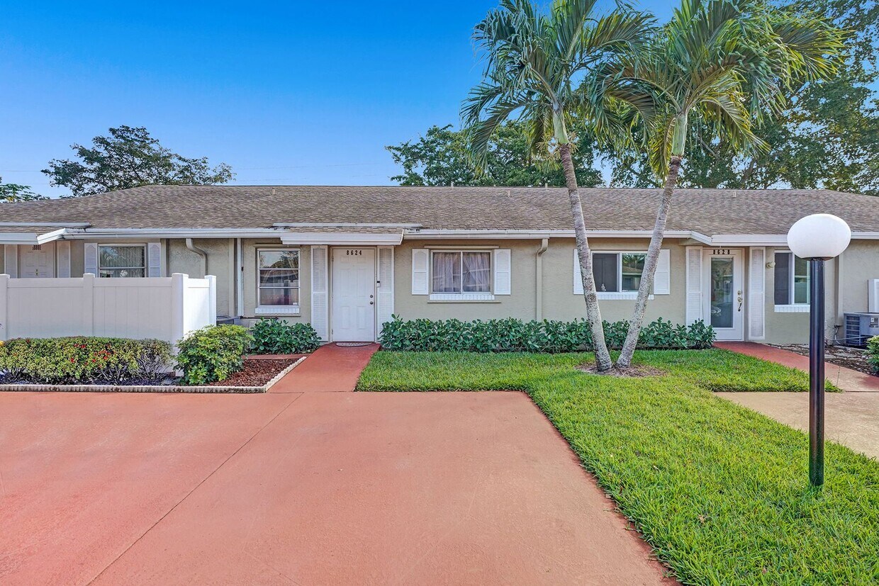 Foto principal - 8624 Overset Ln