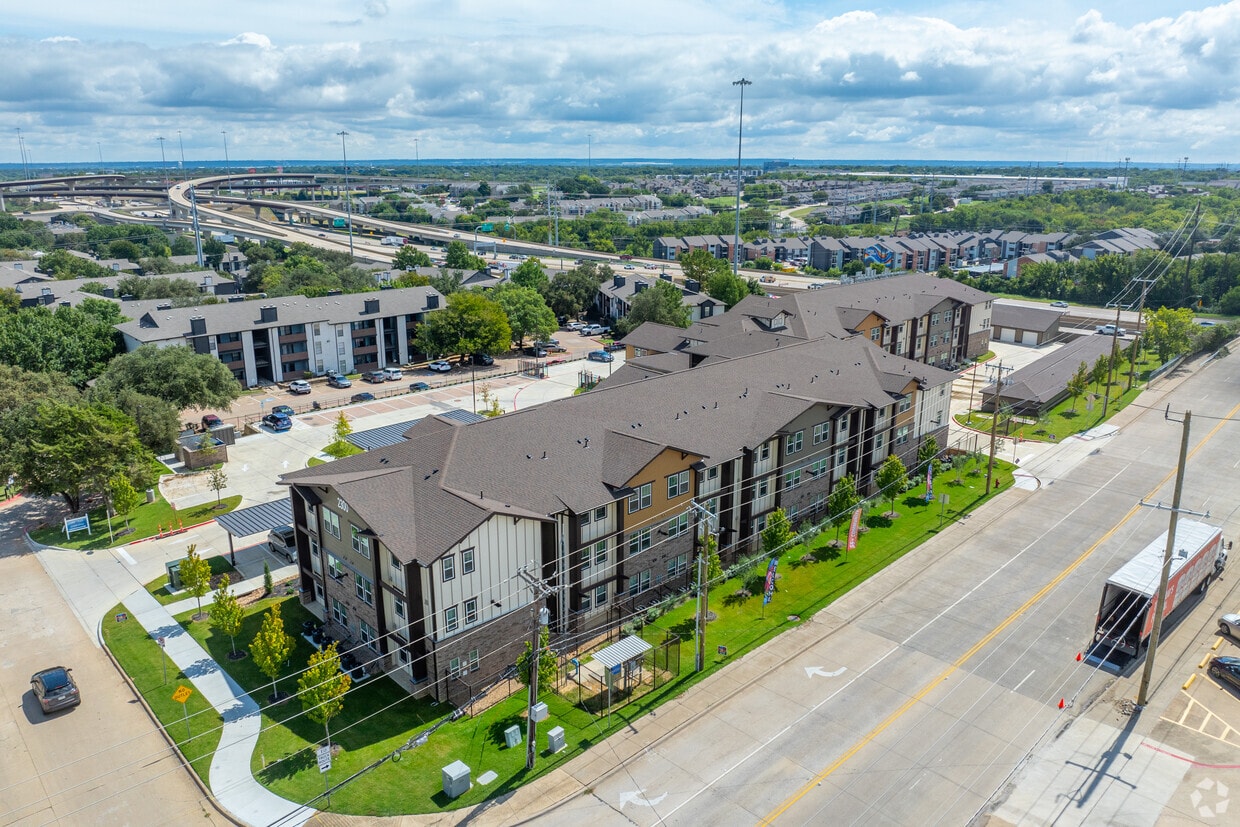 Aerial Photo - Lapiz Flats Apartments