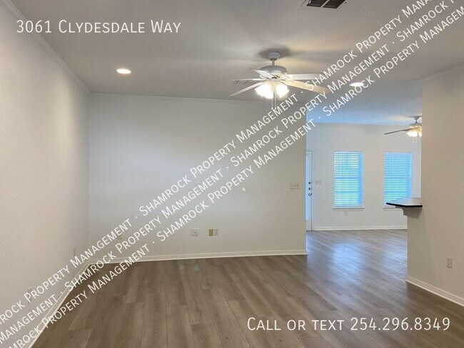 Foto del edificio - Surrey Ridge Duplex