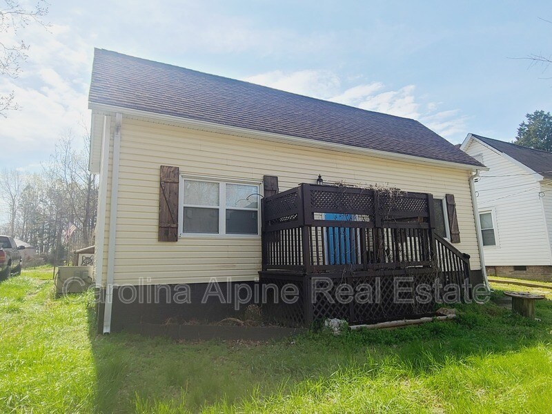 423 N Salisbury Ave, Spencer, NC 28159 House Rental in Spencer, NC