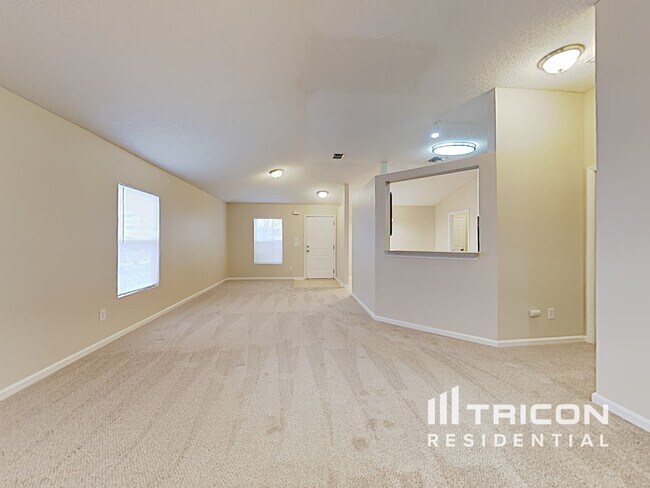 Building Photo - 8693 Tristan Drive Jacksonville FL