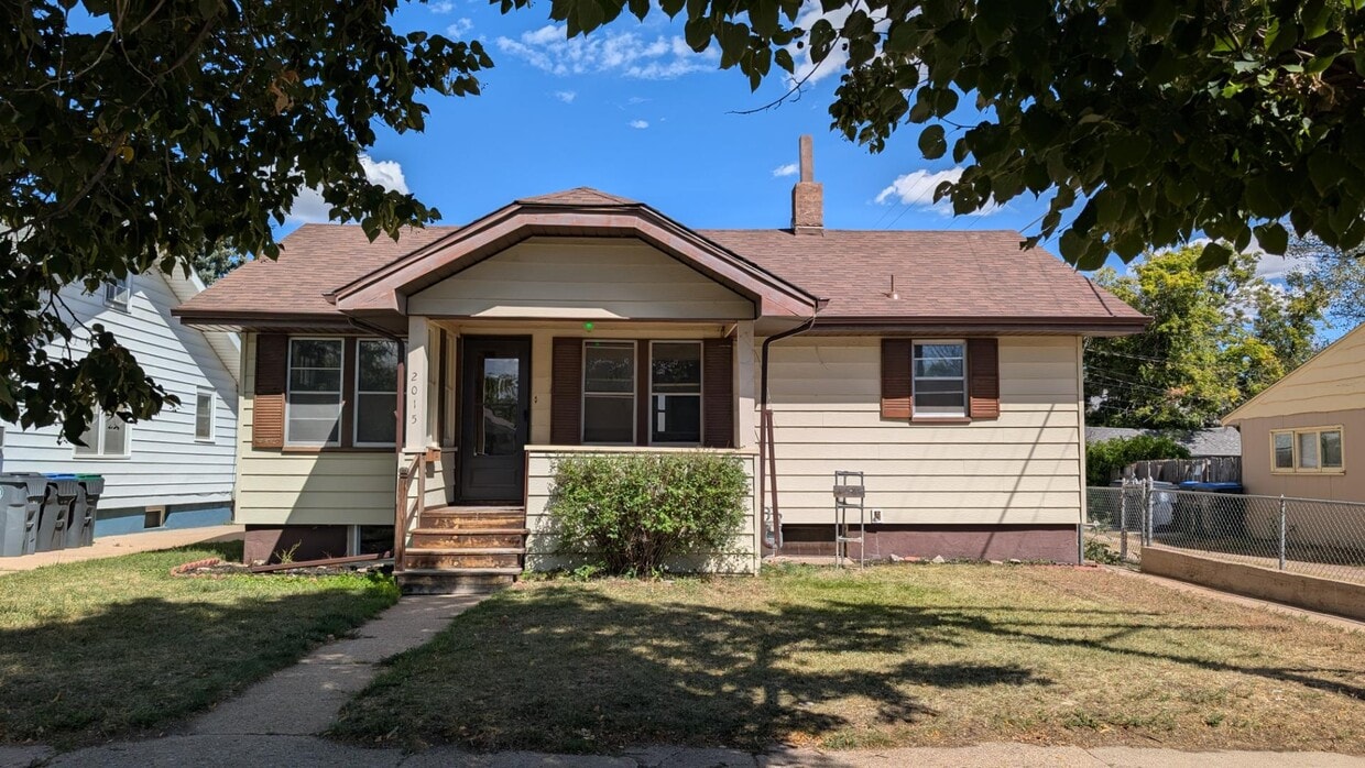 Foto principal - 2015 Bradley Ave