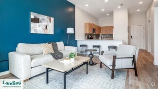 Building Photo - 5256 International Dr