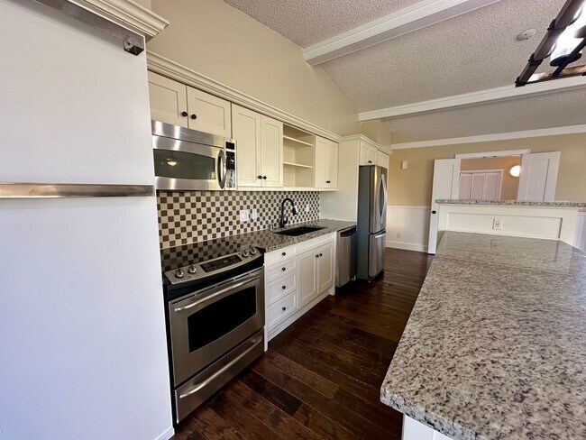 Foto del edificio - 5599 Salish Rd