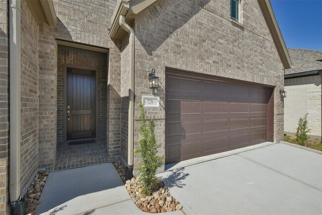 Foto del edificio - 7236 Stillmeadow Grv Dr