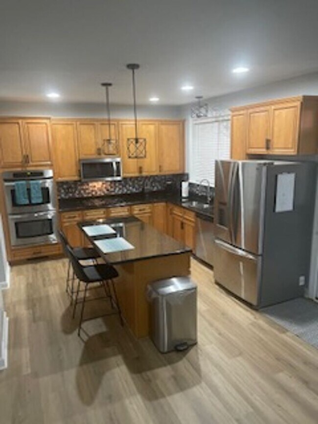 Foto del edificio - 4 Bed 3.5 Bath Home for rent in Hampton!