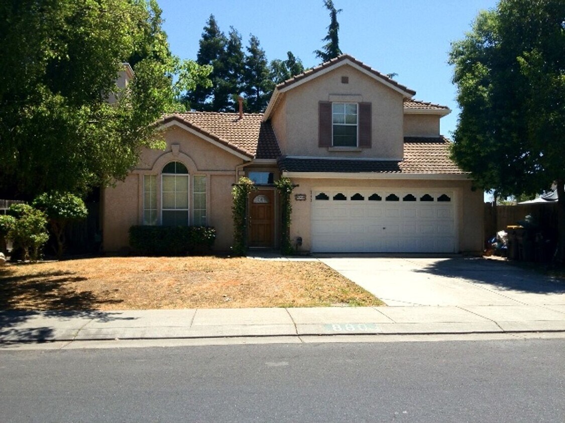 Foto principal - Desirable Home in Weston Ranch