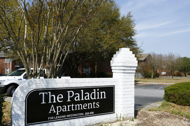 Entrance - Paladin Apartments