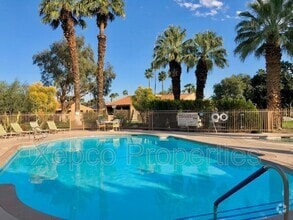 Building Photo - 2571 N Whitewater Club Dr
