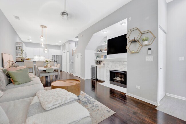 Foto del edificio - 629 W Oak St