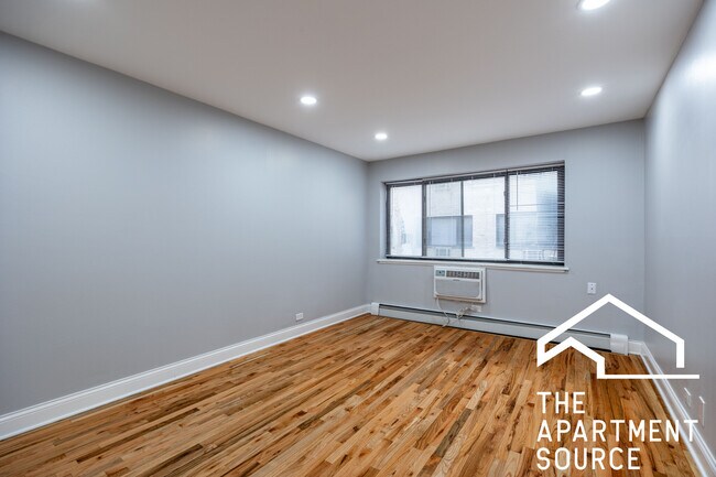 Foto del edificio - 6954 N Sheridan Rd